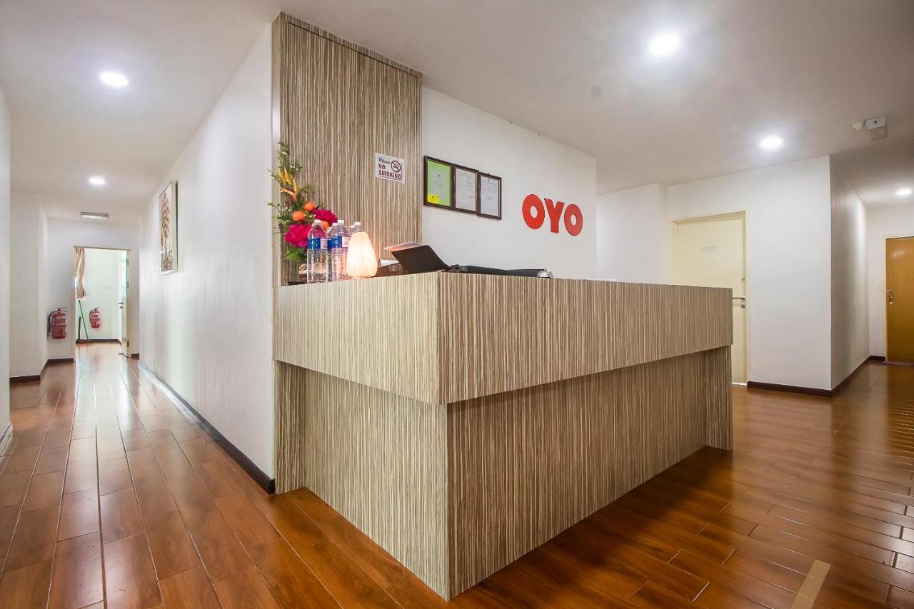 Oyo 90102 7 Days Lodge Sarikei Exterior photo